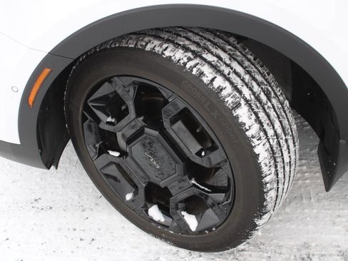 New 2025 Kia Sorento SX image 7