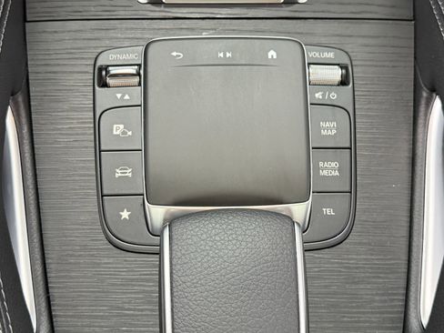 Used 2024 Mercedes-Benz GLE 450 4MATIC image 35