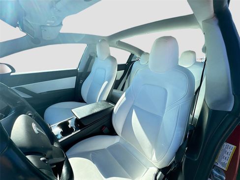 Used 2019 Tesla Model 3 Long Range image 8