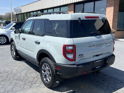 Used 2023 Ford Bronco Sport Badlands image 8