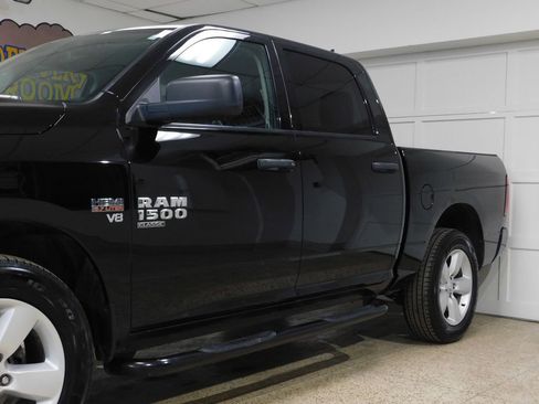 Used 2022 RAM 1500 Express w/ Wheel & Sound Group image 19
