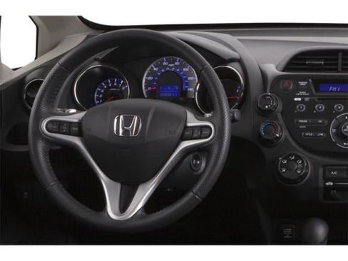 Used 2013 Honda Fit Sport image 6