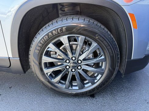 Used 2023 Chevrolet Traverse RS w/ LPO, Floor Liner Package AWD/4WD image 28