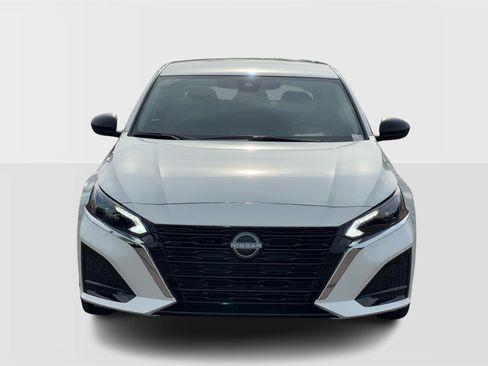 New 2025 Nissan Altima 2.5 SV image 6