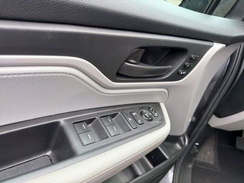 Used 2019 Honda Odyssey EX-L image 17