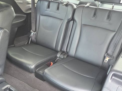 Used 2011 Toyota Highlander SE w/ Tow Pkg AWD/4WD image 25