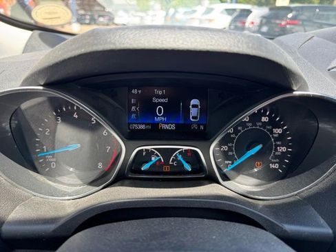 Used 2019 Ford Escape SE AWD/4WD image 21