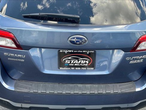 Used 2016 Subaru Outback 2.5i Limited AWD/4WD image 24