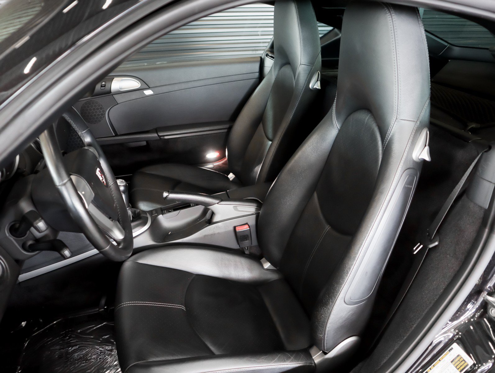 Used 2006 Porsche Cayman S RWD image 10