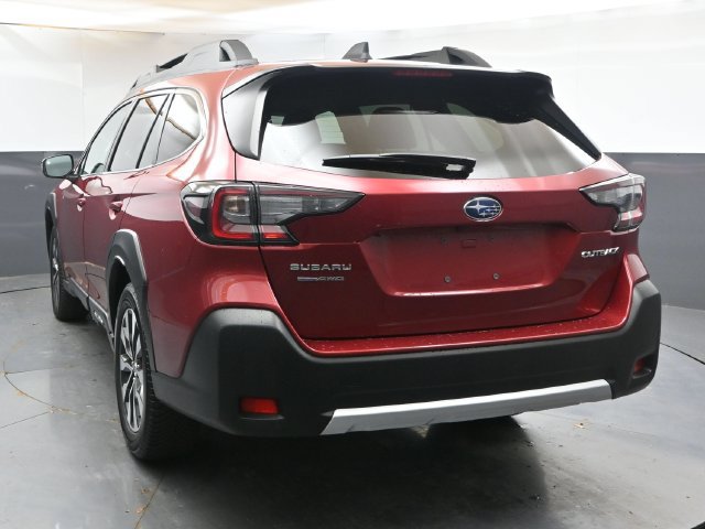 Used 2024 Subaru Outback Limited AWD/4WD image 4