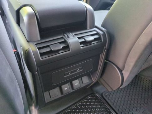 Used 2024 Land Rover Defender 110 S AWD/4WD image 13