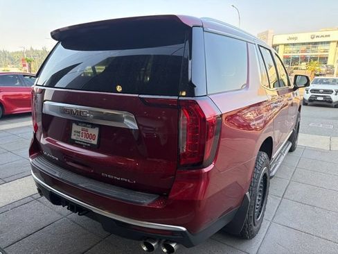 Used 2023 GMC Yukon Denali w/ Advanced Technology Package AWD/4WD image 5
