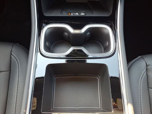 New 2026 Chevrolet Traverse LT w/ Sun and Wheel Package FWD image 22