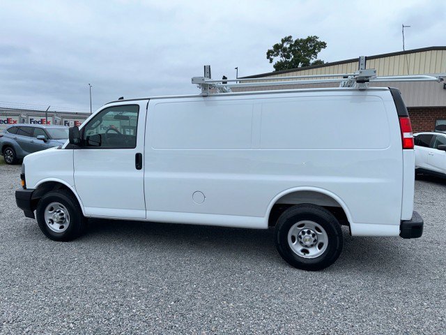 Used 2025 Chevrolet Express 2500 w/ Driver Convenience Package RWD image 13