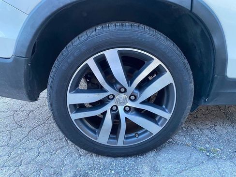 Used 2018 Honda Pilot Touring image 26