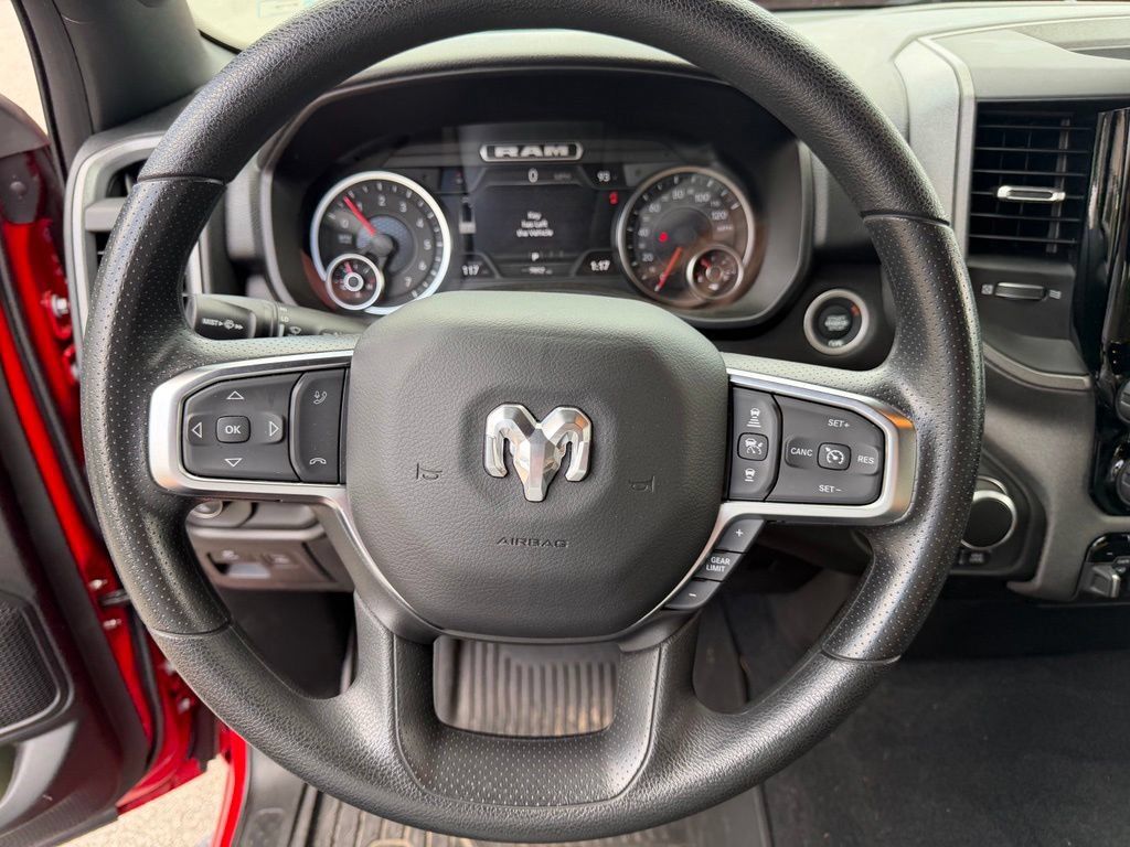 Used 2025 RAM 1500 Warlock AWD/4WD image 21