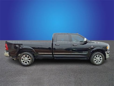 Used 2022 RAM 2500 Limited image 4