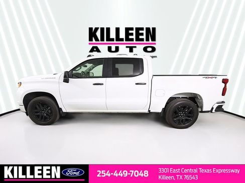 Used 2023 Chevrolet Silverado 1500 Custom image 4