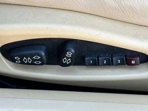 Used 2006 BMW 325Ci Convertible image 21