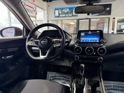 Used 2025 Nissan Sentra SV image 24