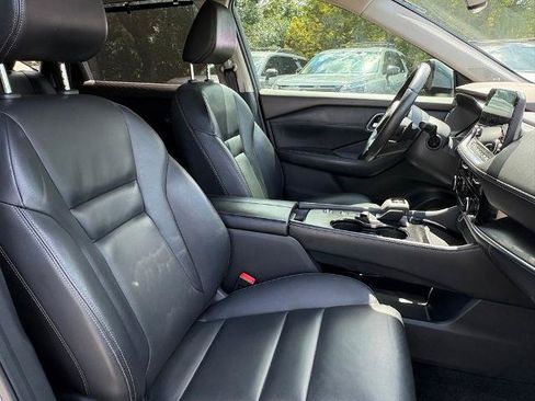 Certified 2021 Nissan Rogue SL w/ Premium Package FWD image 23