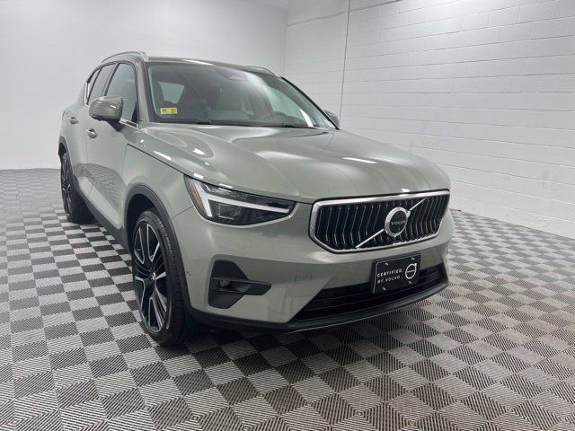 Certified 2023 Volvo XC40 B5 Ultimate w/ Protection Package Premier AWD/4WD image 1
