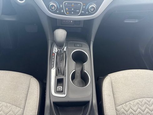 Used 2024 Chevrolet Equinox LT FWD image 24