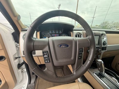 Used 2013 Ford F150 Lariat w/ Mid Equipment Group image 16
