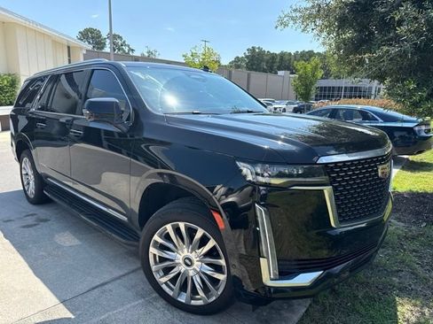 Used 2021 Cadillac Escalade ESV Premium Luxury w/ Driver Assist Tech Package AWD/4WD image 4