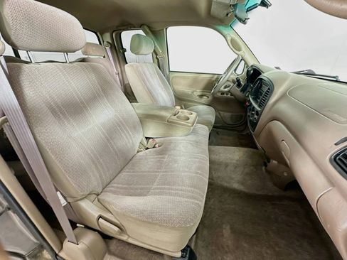 Used 2000 Toyota Tundra SR5 w/ Convenience Pkg RWD image 27