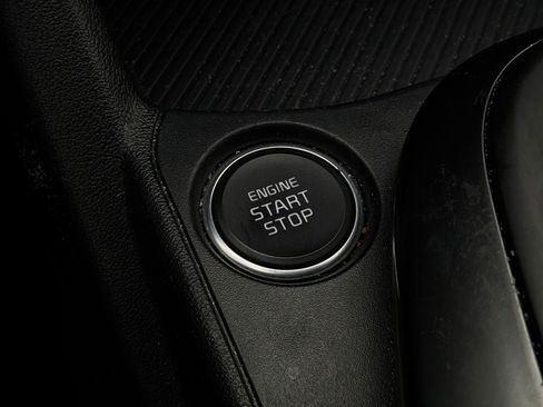 Used 2025 Kia K4 FWD image 25