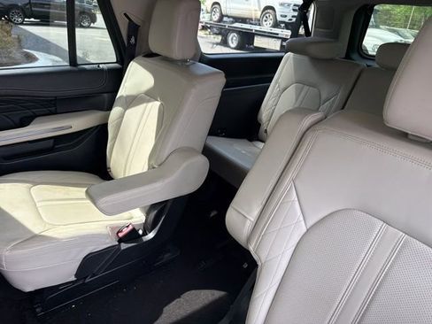 Used 2021 Ford Expedition Max Platinum image 7