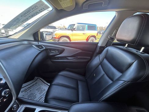 Used 2023 Nissan Murano SV w/ SV Midnight Edition Package image 13