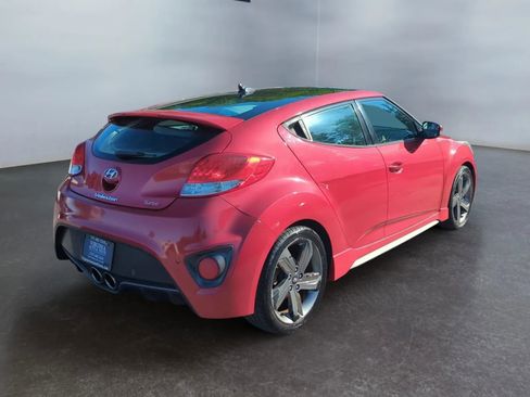 Used 2014 Hyundai Veloster Turbo w/ Turbo Technology Package 04 FWD image 10