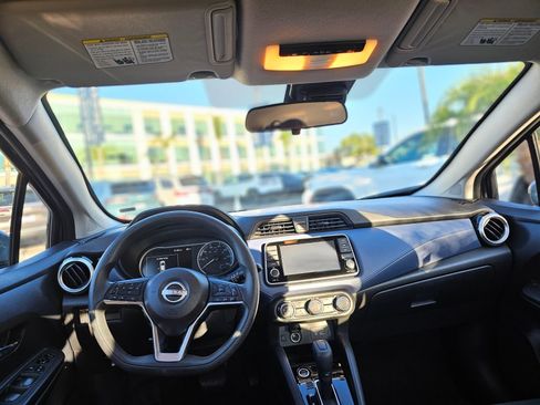 Used 2024 Nissan Versa SV FWD image 23