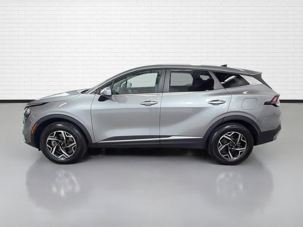 Used 2023 Kia Sportage LX AWD/4WD image 6