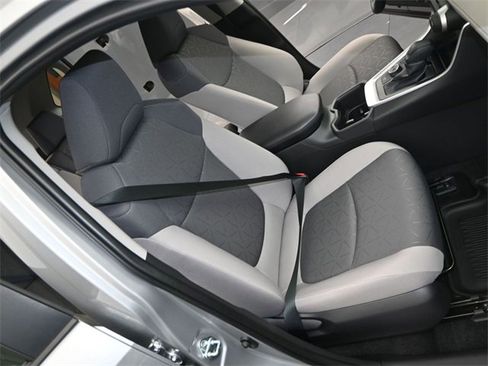 New 2025 Toyota RAV4 XLE image 15