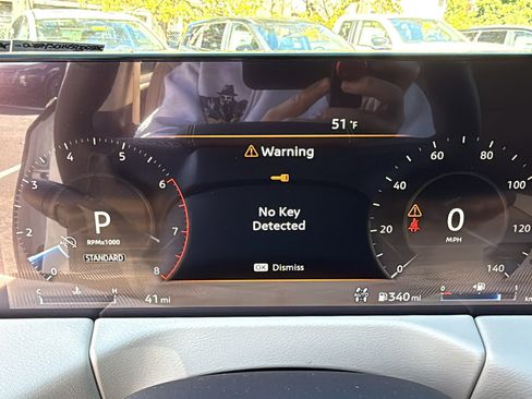 Certified 2025 Nissan Armada Platinum Reserve image 8