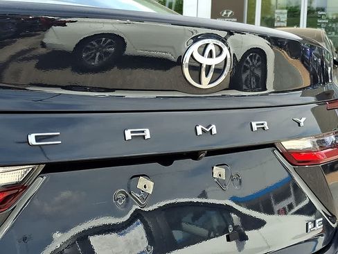 Used 2025 Toyota Camry LE FWD image 32