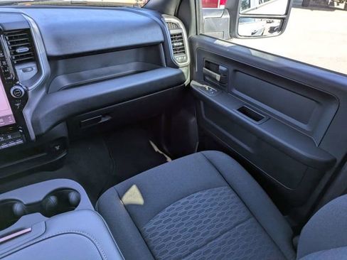 New 2026 RAM 2500 Tradesman AWD/4WD image 17