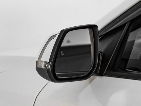 Used 2024 Kia Niro EX FWD image 38