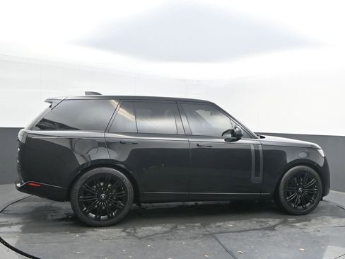 Used 2023 Land Rover Range Rover SE image 8