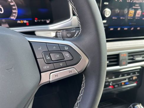 New 2026 Volkswagen Taos SE AWD/4WD image 15