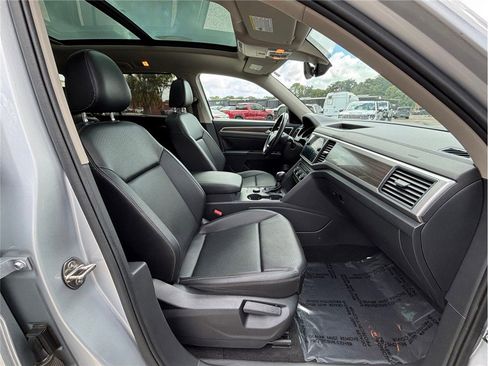 Used 2019 Volkswagen Atlas SE w/ Towing Package image 41