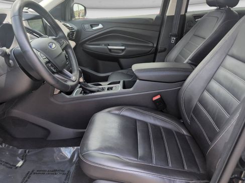 Used 2017 Ford Escape Titanium w/ Equipment Group 301A AWD/4WD image 14