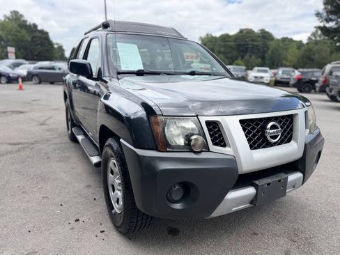 Used 2011 Nissan Xterra X RWD image 1