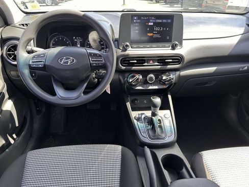 Used 2023 Hyundai Kona SE AWD/4WD image 15