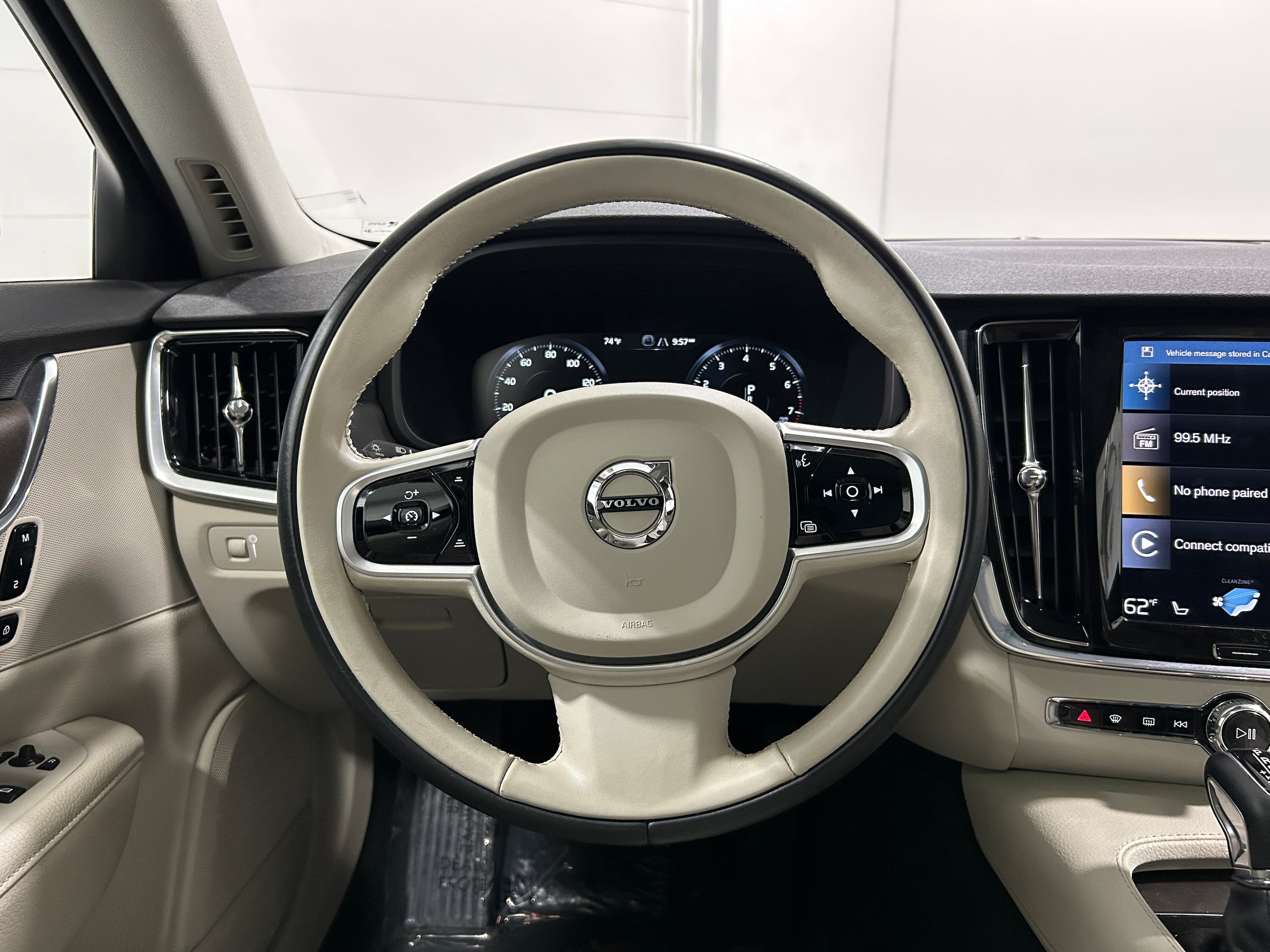 Used 2020 Volvo V90 T6 Cross Country AWD/4WD image 13