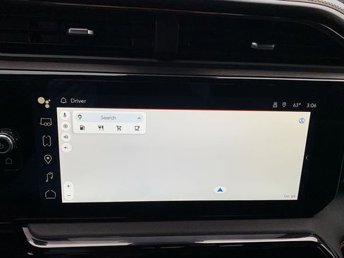 Used 2024 GMC Sierra 1500 AT4 w/ Technology Package image 26