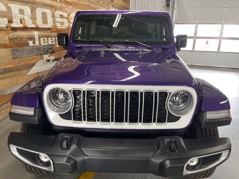 New 2026 Jeep Wrangler Sahara w/ Whitecap Package image 9